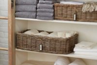 Ways to organizing your chaotic linen closet 02