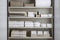 Ways to organizing your chaotic linen closet 22