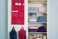 Ways to organizing your chaotic linen closet 39