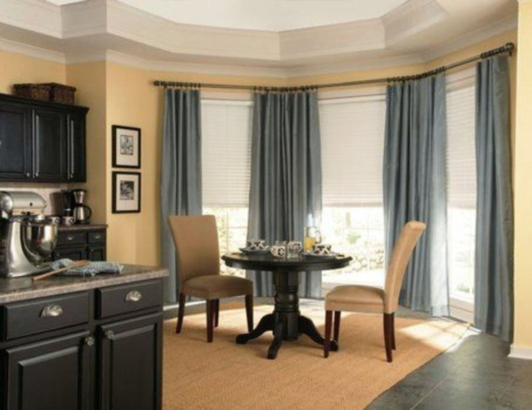 Window treatment and curtain ideas to beautify your window space 15