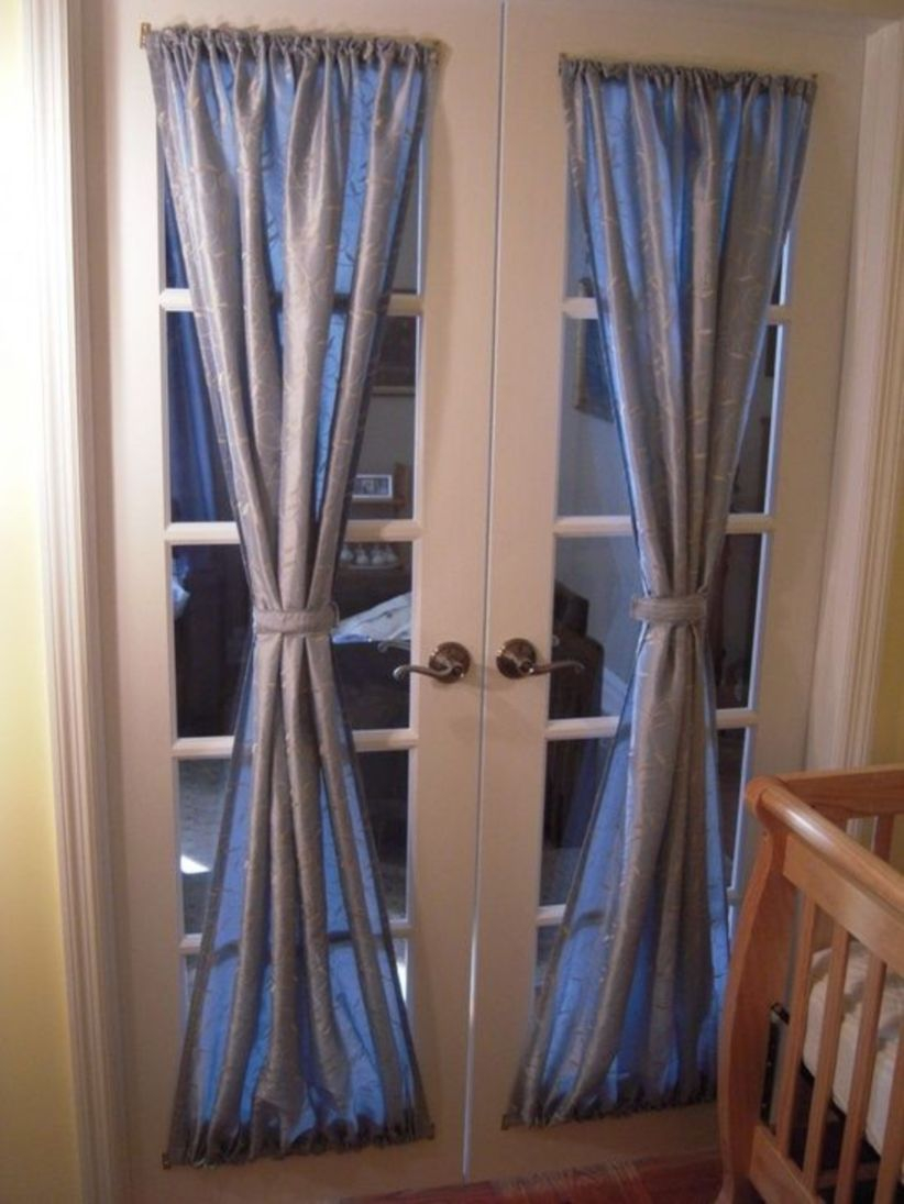 Window treatment and curtain ideas to beautify your window space 50