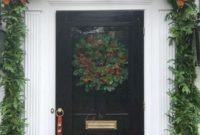 Winter christmas wreath to compliment your door 40