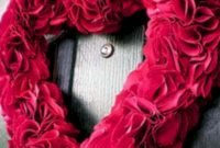 Winter christmas wreath to compliment your door 48