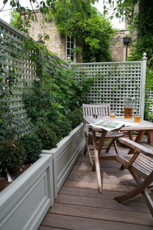 Beautiful yet functional privacy fence planter boxes ideas 32
