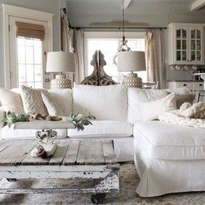 Cozy living room decor ideas to make anyone feel right at home 23