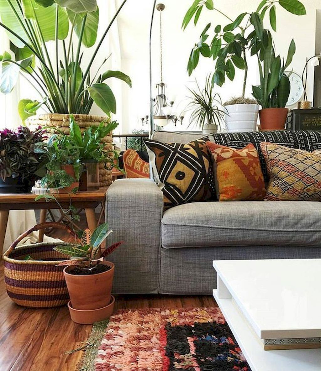 Cozy living room decor ideas to make anyone feel right at home 40