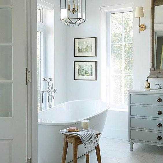 Cozy master bathroom decor ideas 41