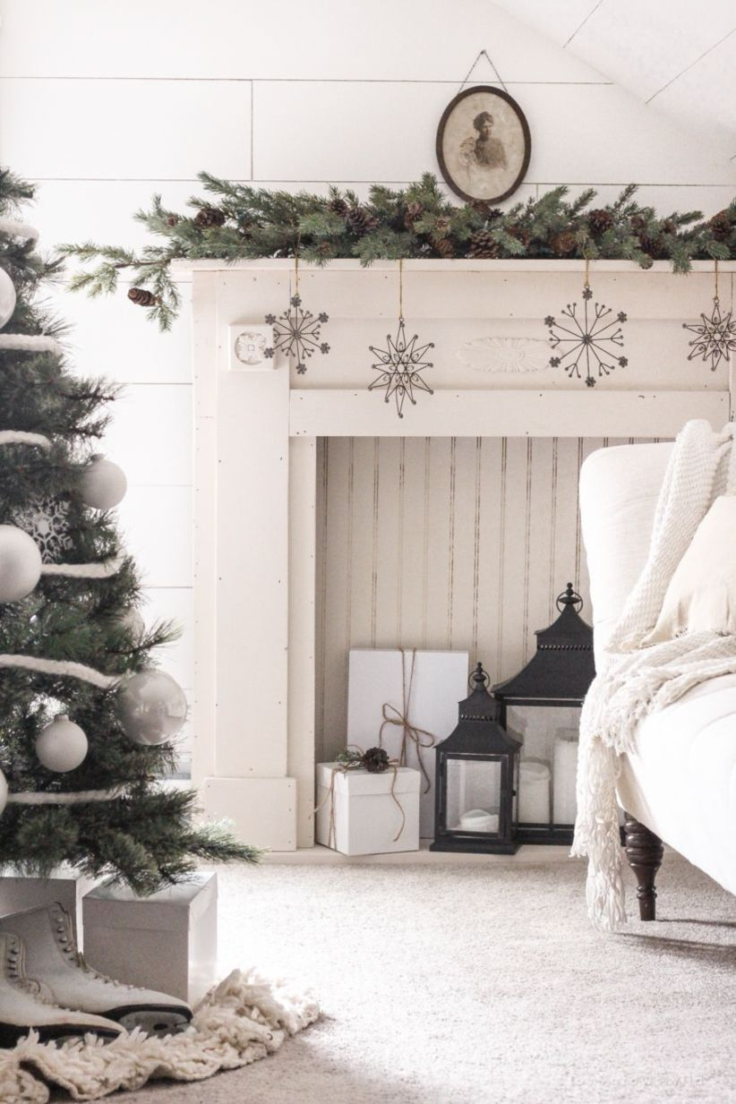Cozy and beautiful bedroom for winter decor ideas 17