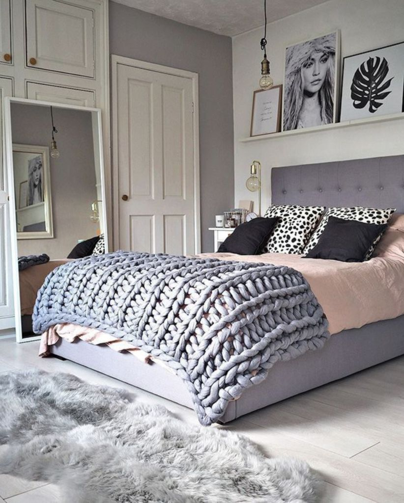 Cozy and beautiful bedroom for winter decor ideas 29
