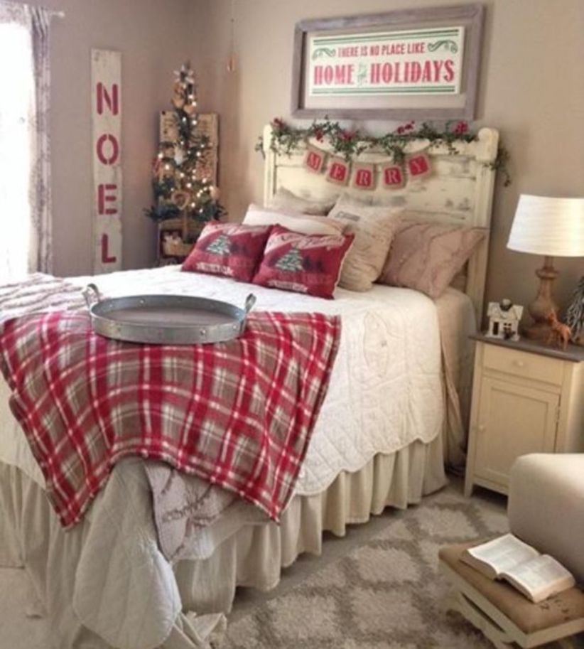 Cozy and beautiful bedroom for winter decor ideas 39