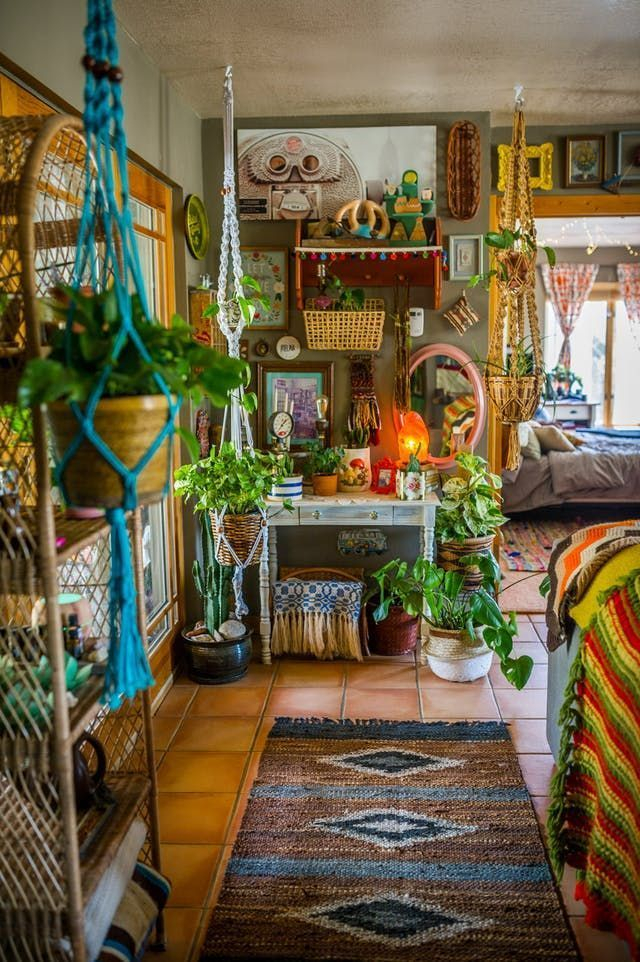 Gorgeous maximalist decor ideas for any home 47