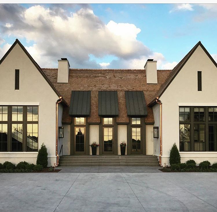 Modern farmhouse exterior design ideas 26