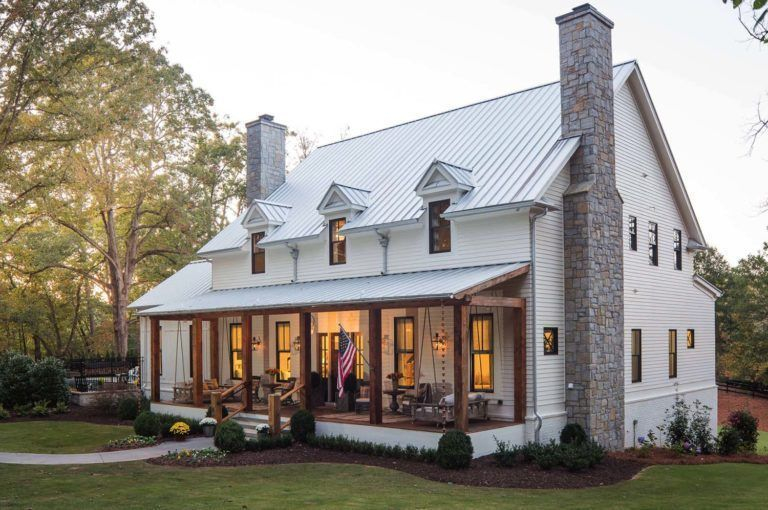 Modern farmhouse exterior design ideas 46