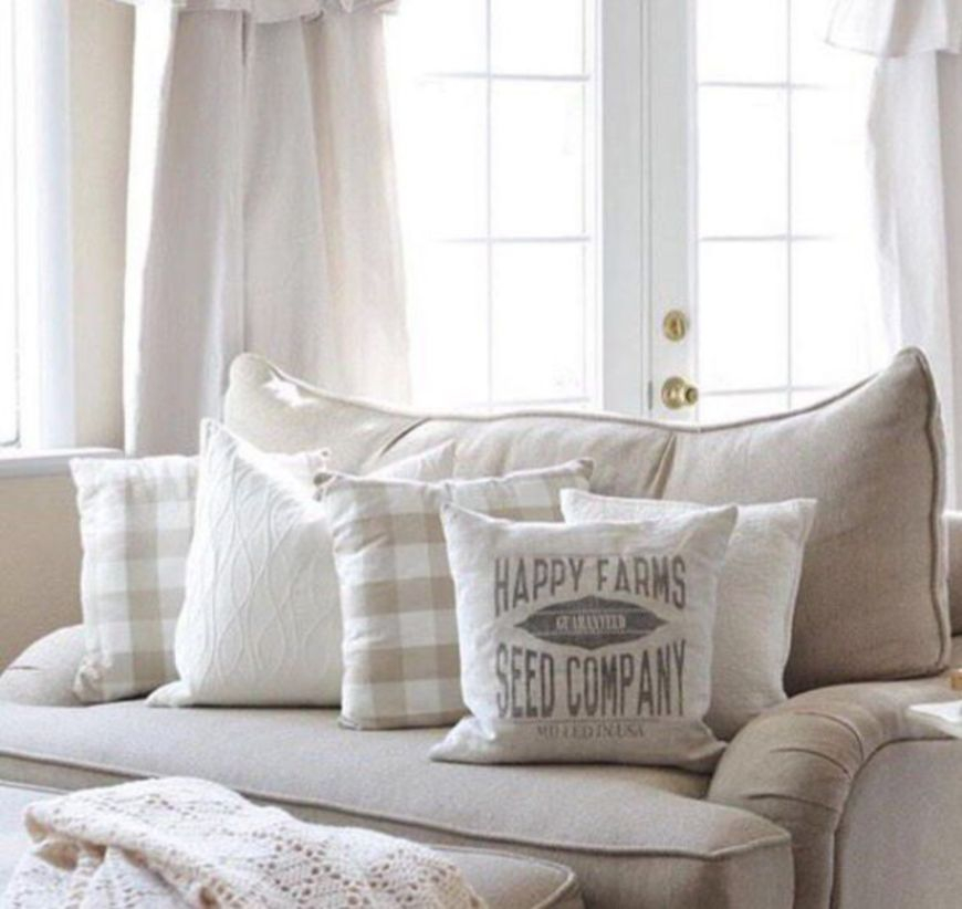 Amazing living room design ideas 27