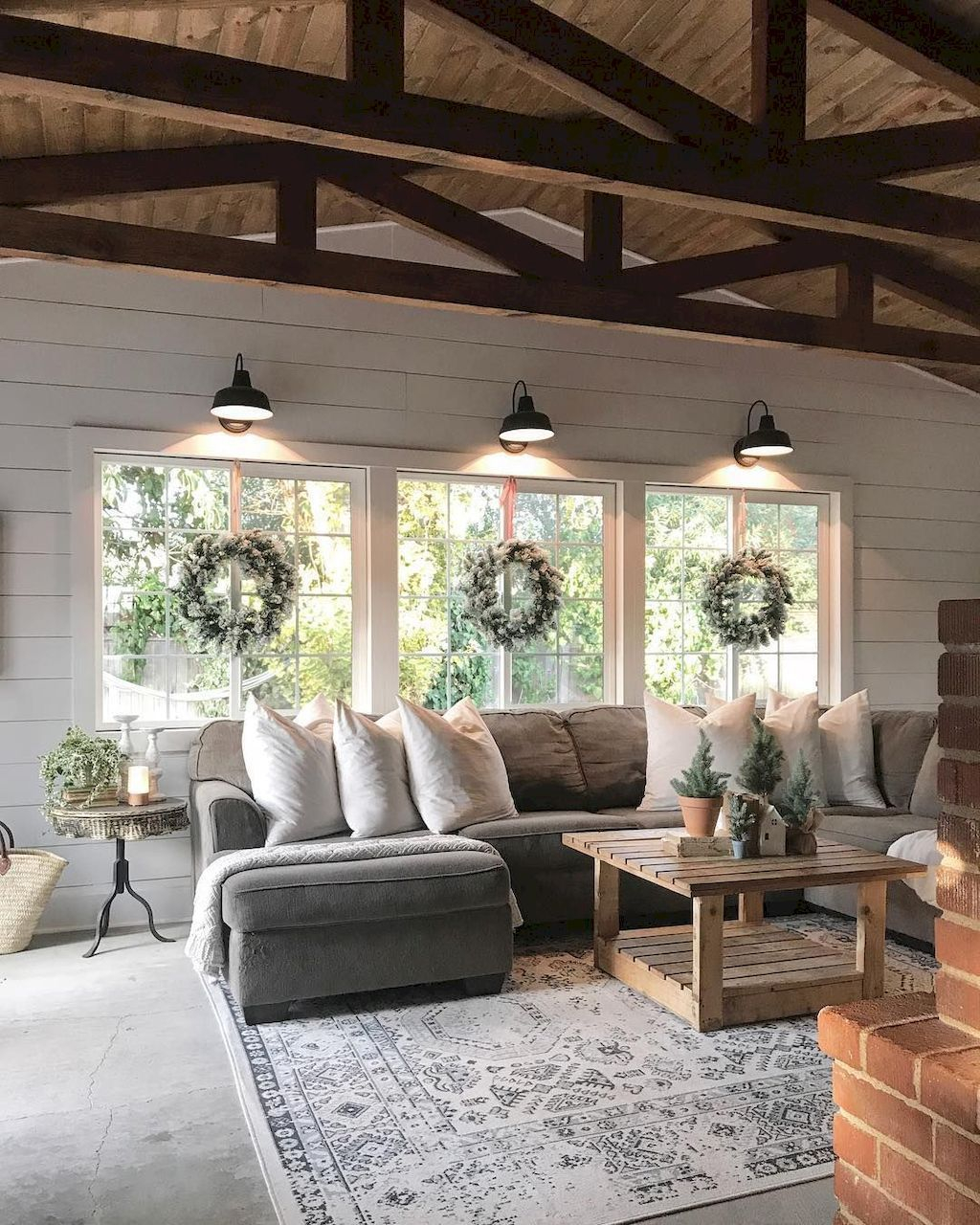 Amazing living room design ideas 46
