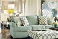 Design a living room in a small space that remains comfortablel 27
