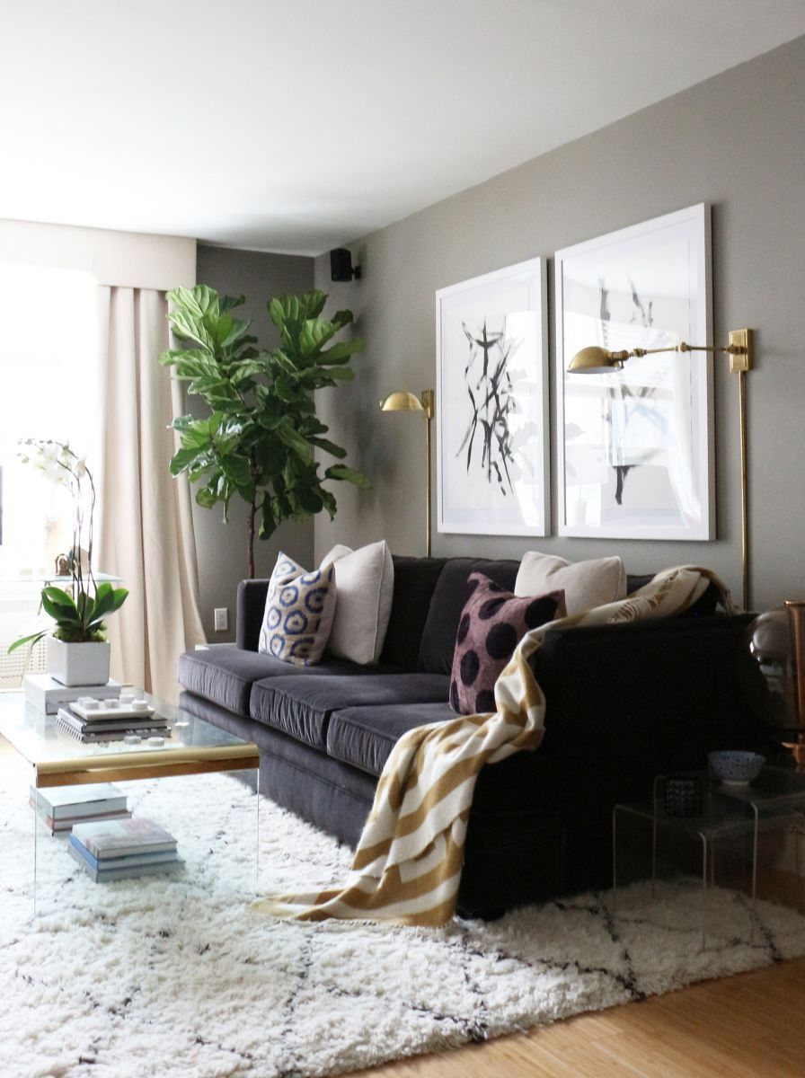42 Living Room Design in a Small Space That Remains Comfort ~ Matchness.com
