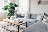 Design a living room in a small space that remains comfortablel 39