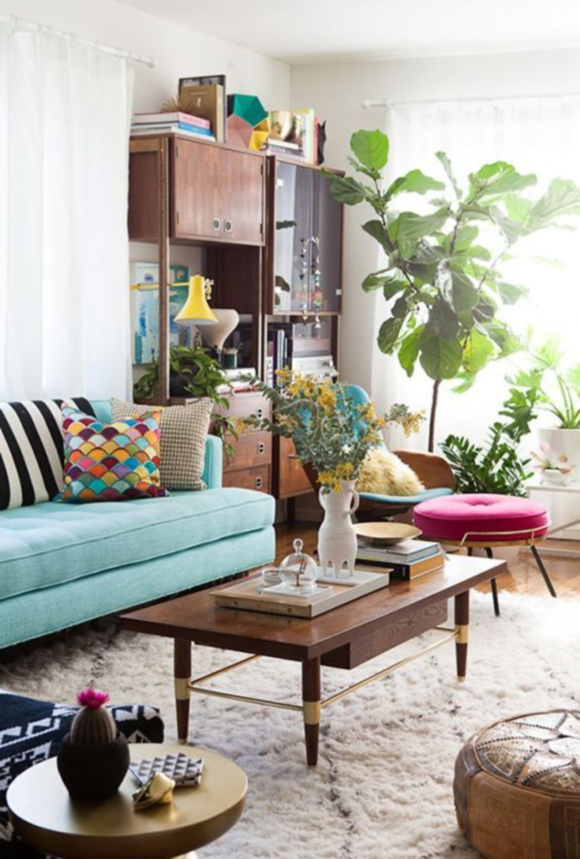 The design of the living room looks luxurious 06