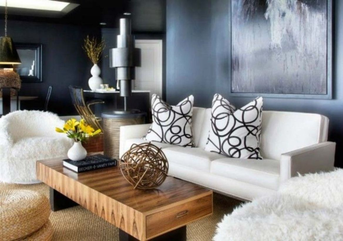 The design of the living room looks luxurious 12