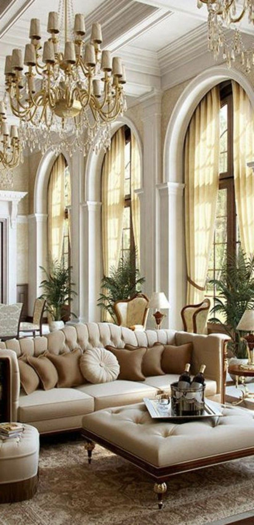 The design of the living room looks luxurious 33