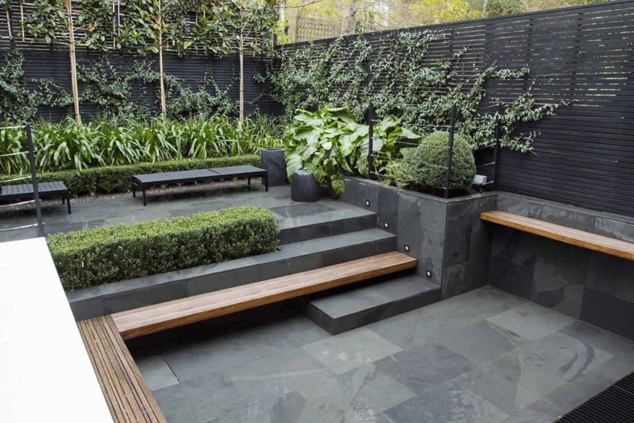 A small garden design that is still beautiful to see 34