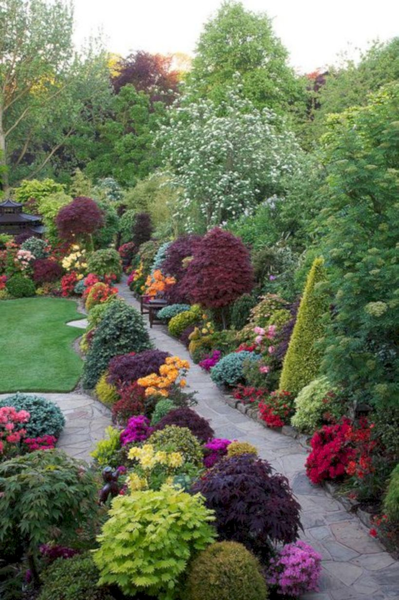 Amazing rose garden ideas in this year 17
