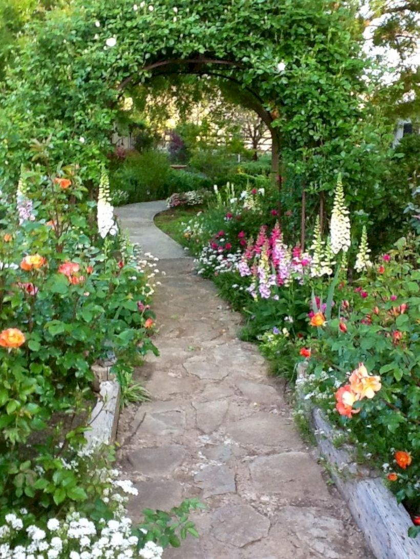 Amazing rose garden ideas in this year 24