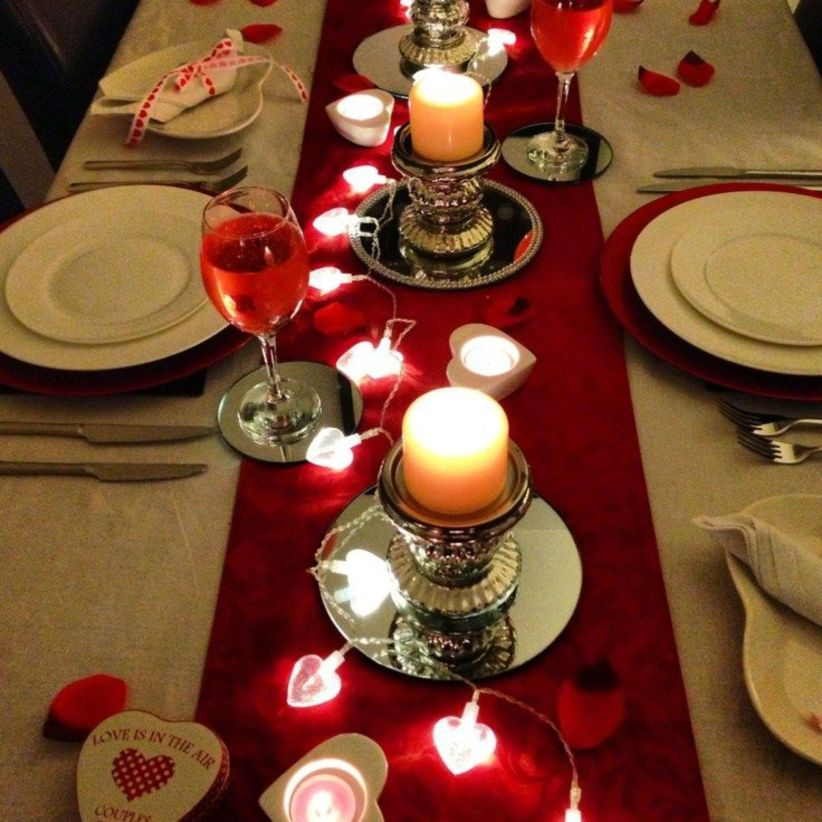 Dining table decor for dinner with a partner on valentine's day 41