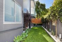 Garden exterior design ideas using grass that make your home more fresh 12