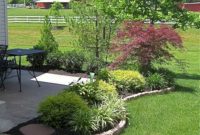 Garden exterior design ideas using grass that make your home more fresh 14