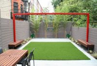 Garden exterior design ideas using grass that make your home more fresh 34