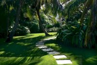 Garden exterior design ideas using grass that make your home more fresh 36