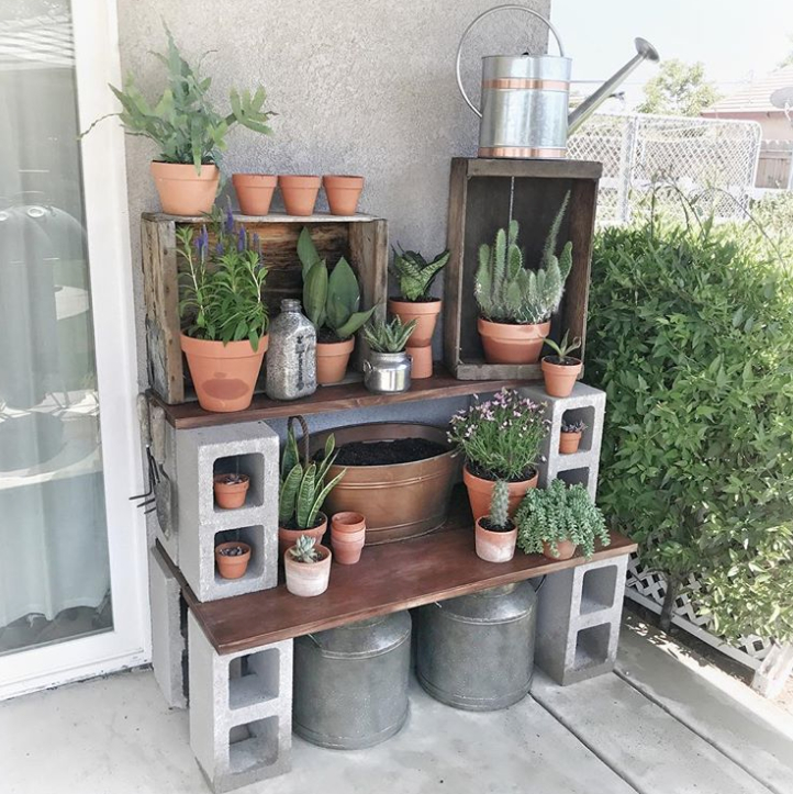 The best cinder block garden design ideas in your frontyard 18