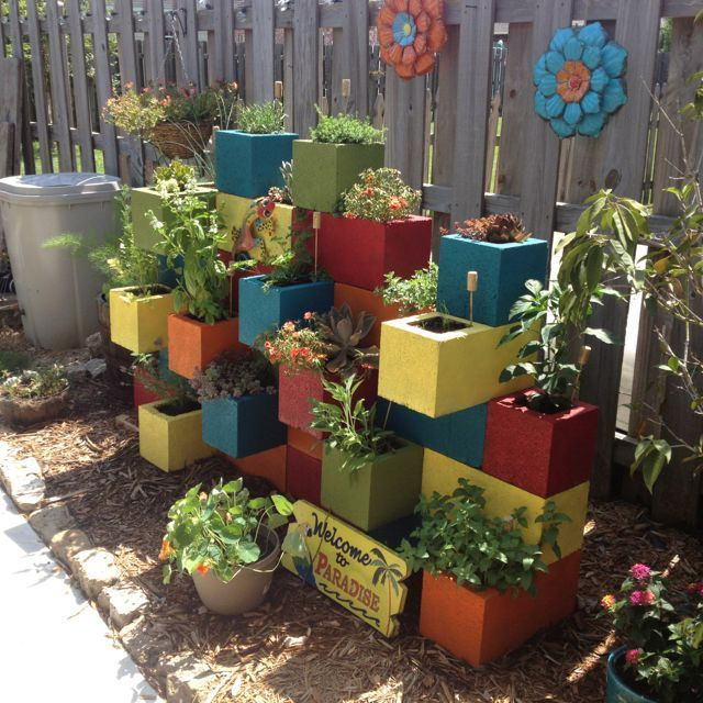 The best cinder block garden design ideas in your frontyard 28
