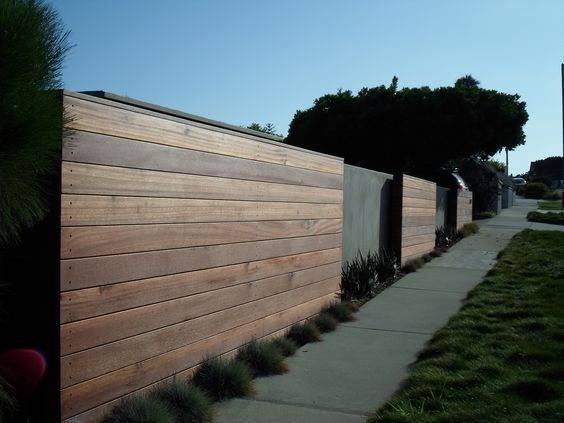 The best fence wooden design that you can try in your home 11