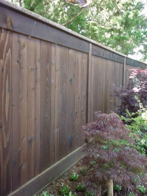 The best fence wooden design that you can try in your home 32