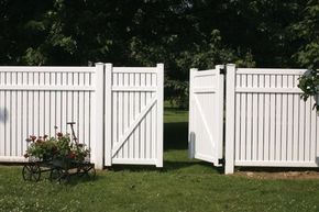 The best fence wooden design that you can try in your home 34