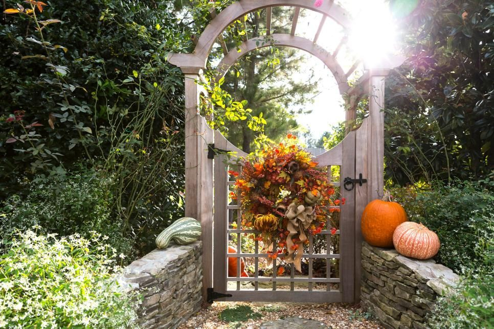 The best gate design ideas that you can copy right now in your home 30