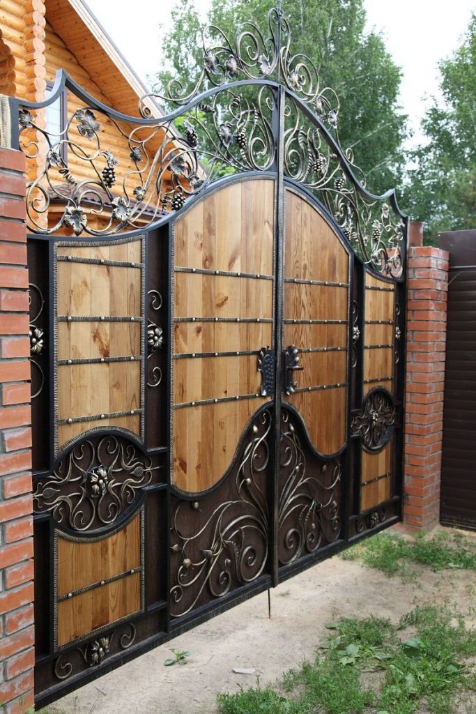 The best gate design ideas that you can copy right now in your home 50