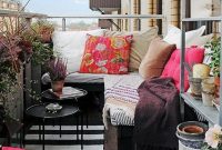 Beauty view design ideas for balcony apartment that make you cozy 05