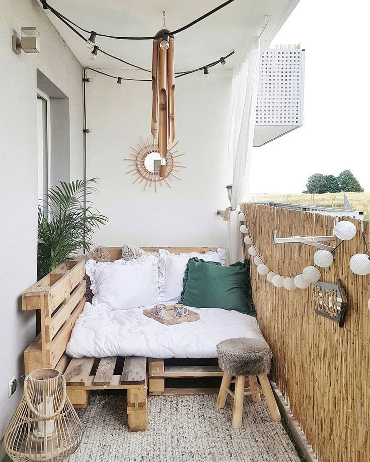 46 The Beautiful Design Ideas for Cozy Balcony Apartment - Matchness.com