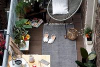 Beauty view design ideas for balcony apartment that make you cozy 17