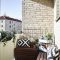 Beauty view design ideas for balcony apartment that make you cozy 29
