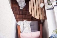 Beauty view design ideas for balcony apartment that make you cozy 38