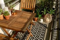 Beauty view design ideas for balcony apartment that make you cozy 41