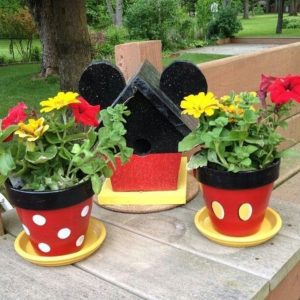 Flower pot decoration ideas that you can try in your home 23