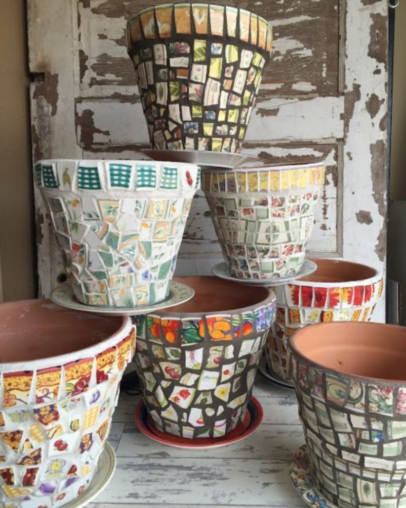 Flower pot decoration ideas that you can try in your home 40