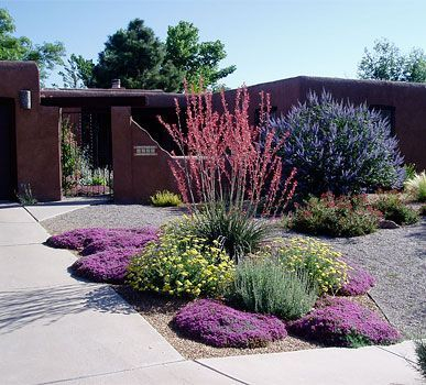 The best and stunning front yard design 34