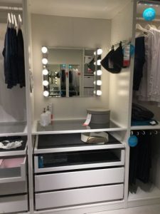 Wardrobe design ideas that you can try in your home 19